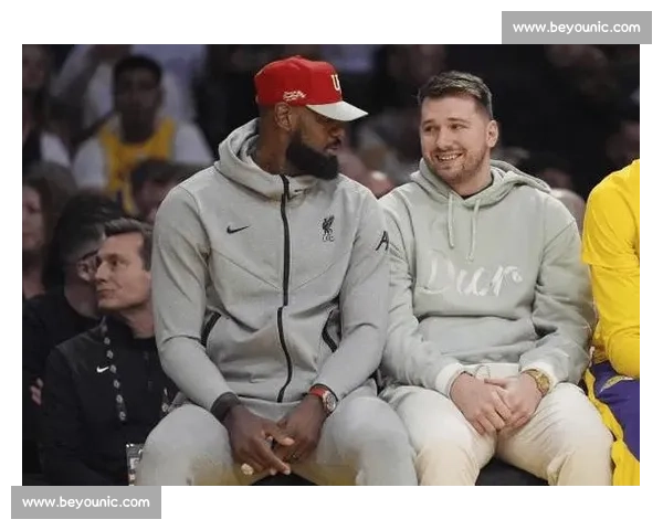 18 岁詹皇 VS 东契奇:杨毅为何力陈东契奇更胜一筹? 18 岁詹皇 VS 东契奇:杨毅为何力陈东契奇更胜一筹?